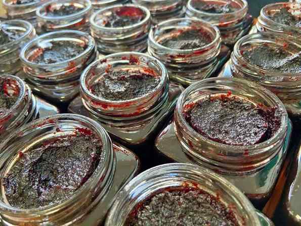 桑葚膏成品5.jpg 桑葚膏的功效与作用